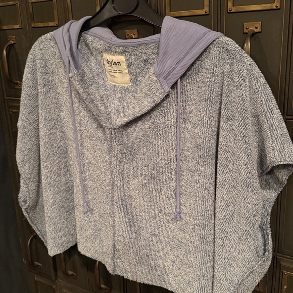 Dylan Pullover - Picture 3 of 4